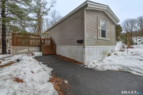 325 Kelly Rd #TRLR S9, Vernon, CT 06066