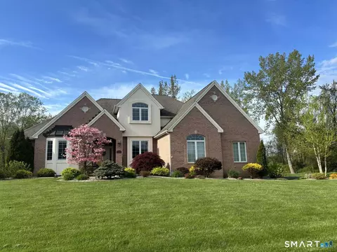 5 Westmont Rd, Wethersfield, CT 06109
