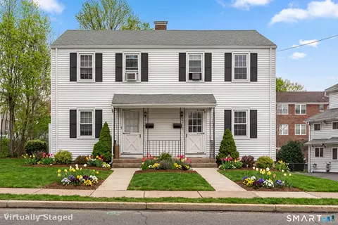 113 Waddell Rd, Manchester, CT 06040