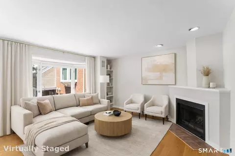 101 Grove St #19, Stamford, CT 06901