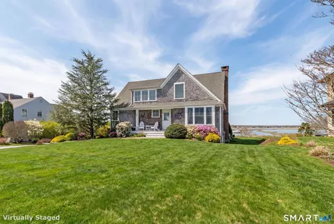 24 Ridgewood Ave, Madison, CT 06443