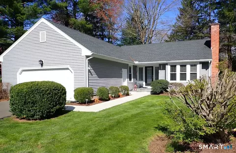 9 Burning Tree Pl, Cheshire, CT 06410