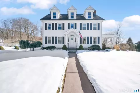 28 Elwood Rd, Manchester, CT 06040