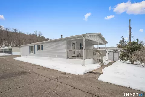 108 Clark Rd #TRLR 10, Naugatuck, CT 06770