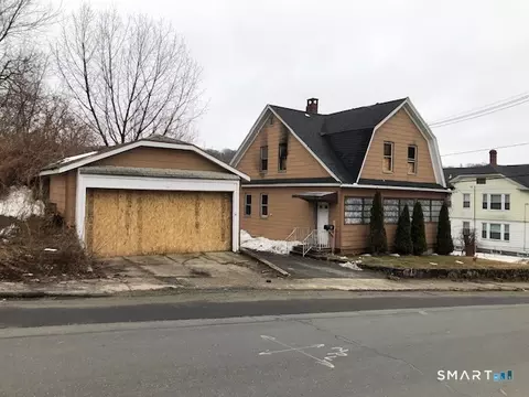 88 Tudor St, Waterbury, CT 06704