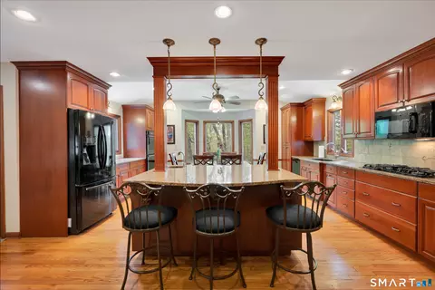 Kitchen - 78 Benedict Rd, Monroe, CT 06468 photo 2 of 3