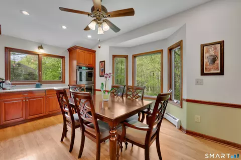 Dining - 78 Benedict Rd, Monroe, CT 06468 photo 2 of 4