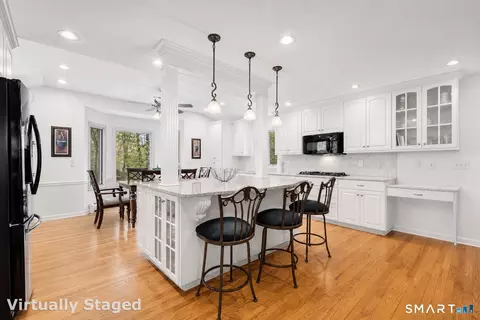 Kitchen - 78 Benedict Rd, Monroe, CT 06468 photo 4 of 5