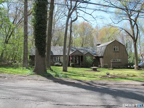 232 Silver Hill Ln, Stamford, CT 06905