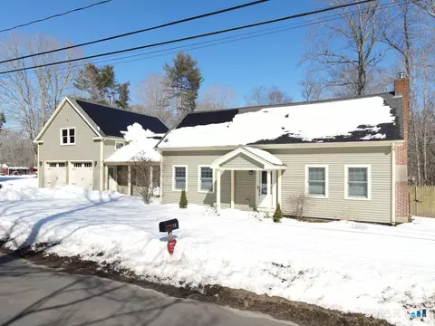 94 Kelseytown Rd, Clinton, CT 06413