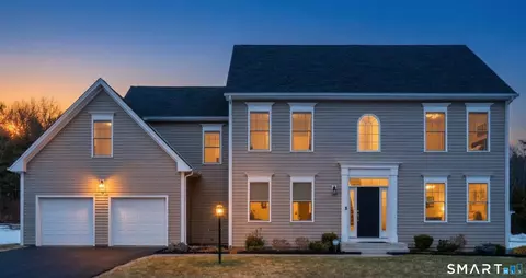 79 Cambridge Ct #79, Simsbury, CT 06070