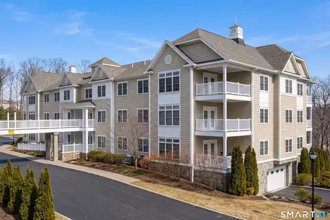77 Sunset Ln #335, Ridgefield, CT 06877