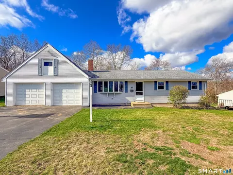 27 Londonderry Dr, Wallingford, CT 06492