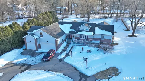 57 Summer St, Portland, CT 06480