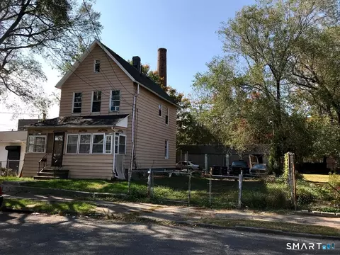 537 Hollister Ave, Bridgeport, CT 06607