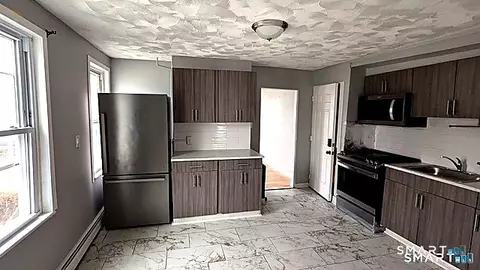 120 Milne St, Bridgeport, CT 06604