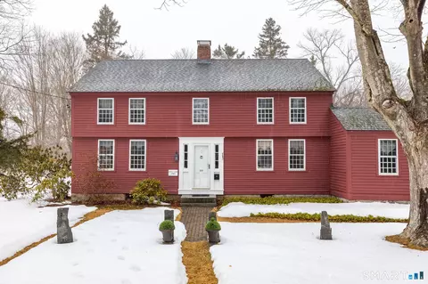 27 Edgerton St, East Hampton, CT 06424