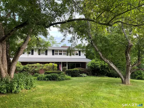 284 Chestnut Hill Rd, Torrington, CT 06790
