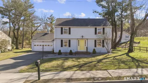 89 Baldwin Ave, Meriden, CT 06450