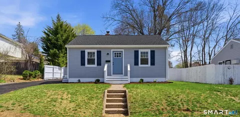 53 Carol Dr, Bristol, CT 06010