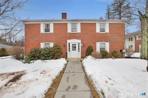 117 Shadow Ln #A1, West Hartford, CT 06110