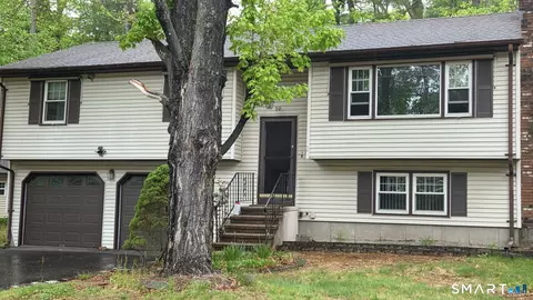 90 Orleans Dr, Bristol, CT 06010