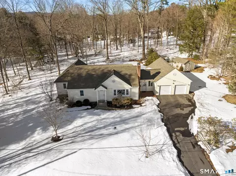 24 Ichabod Rd, Simsbury, CT 06070