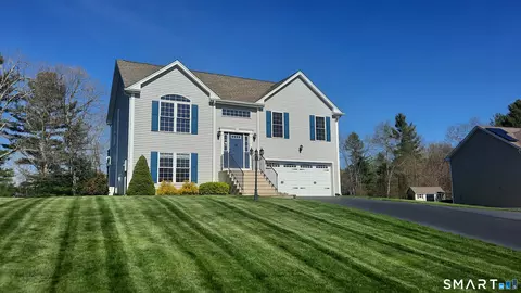 53 Brookside Dr, Killingly, CT 06241