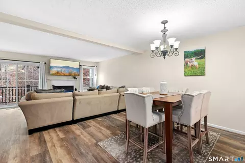 55 Mill Plain Rd #19-3, Danbury, CT 06811