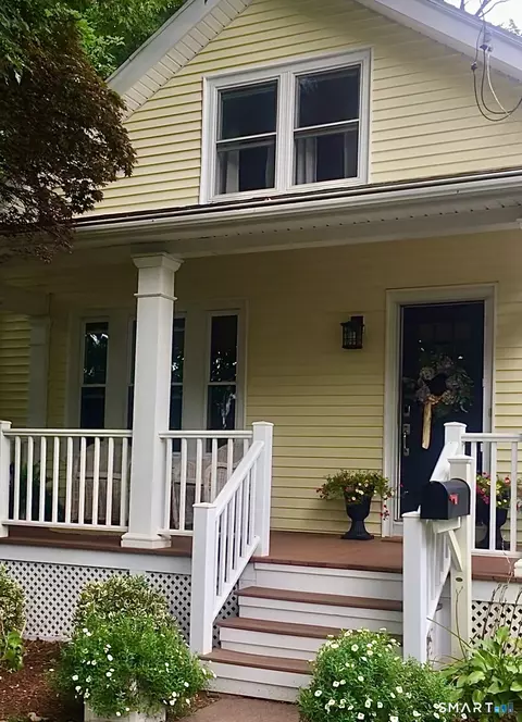 14 Church St, Portland, CT 06480