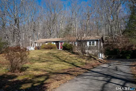 169 Settlers Hill Rd, Southbury, CT 06488