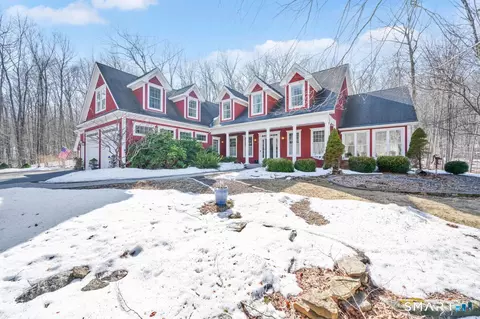 64 Summerwood Rdg, Tolland, CT 06084