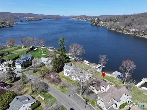 19 Cedar Dr, Danbury, CT 06811