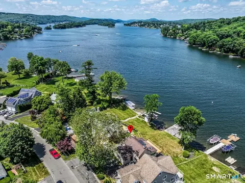 19 Cedar Dr, Danbury, CT 06811