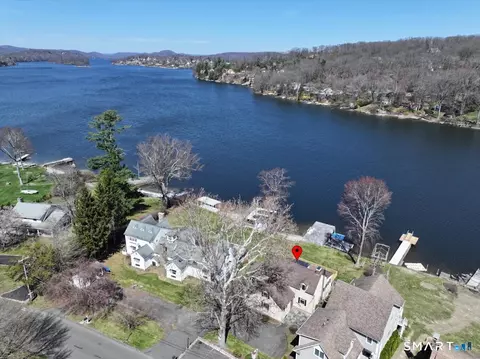 19 Cedar Dr, Danbury, CT 06811