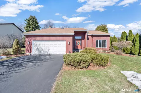 194 Lisa Dr, South Windsor, CT 06074