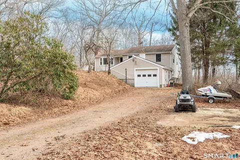 39 Paper Mill Rd, Amston, CT 06231