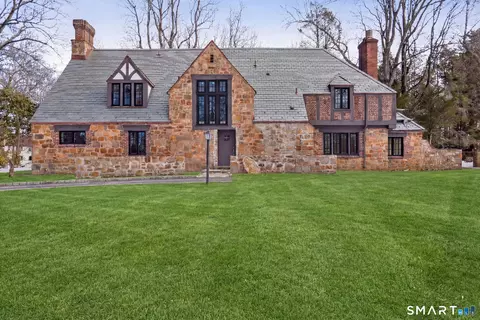 1085 Ridge Rd, Hamden, CT 06517