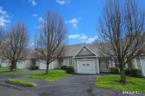 159 Jennifer Ln #159, Sandy Hook, CT 06482