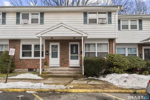 16 Lawton Rd #23, Manchester, CT 06042