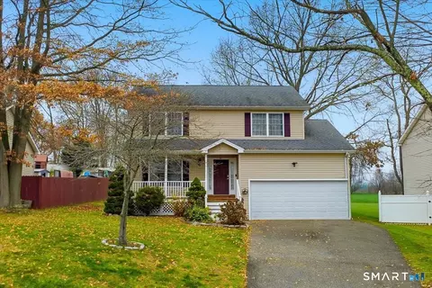 72 Broadmere Rd, Stratford, CT 06614