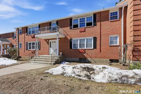 6 Grandview Dr #25D, Farmington, CT 06032