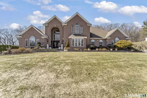 25 Peria Dr, Rocky Hill, CT 06067
