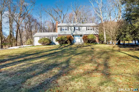 43 Limerick Rd, Trumbull, CT 06611