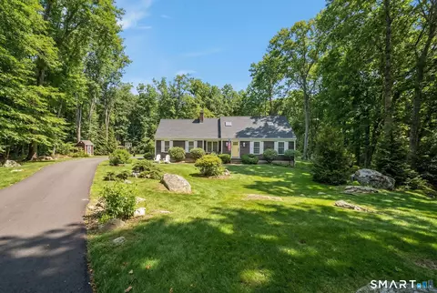 21 Little Hollow Rd, Madison, CT 06443