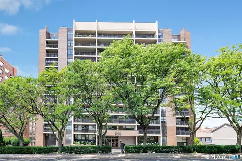 44 Strawberry Hill Ave #9M, Stamford, CT 06902