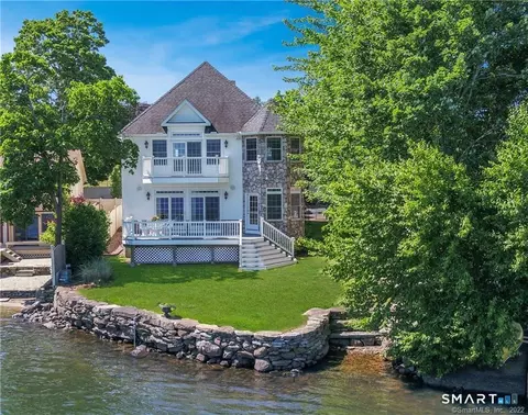 43 E High St, East Hampton, CT 06424