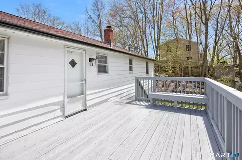 Exterior - 175 Devonwood Dr, Waterbury, CT 06708 photo 3 of 6