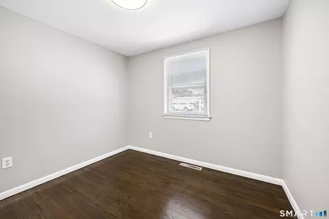 Bedroom - 175 Devonwood Dr, Waterbury, CT 06708 photo 7 of 9