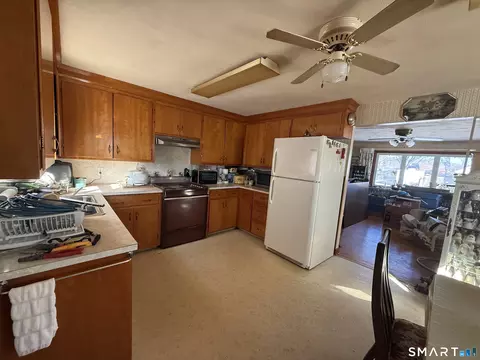 Kitchen - 29 Rosedale St, Killingly, CT 06239 photo 2 of 2